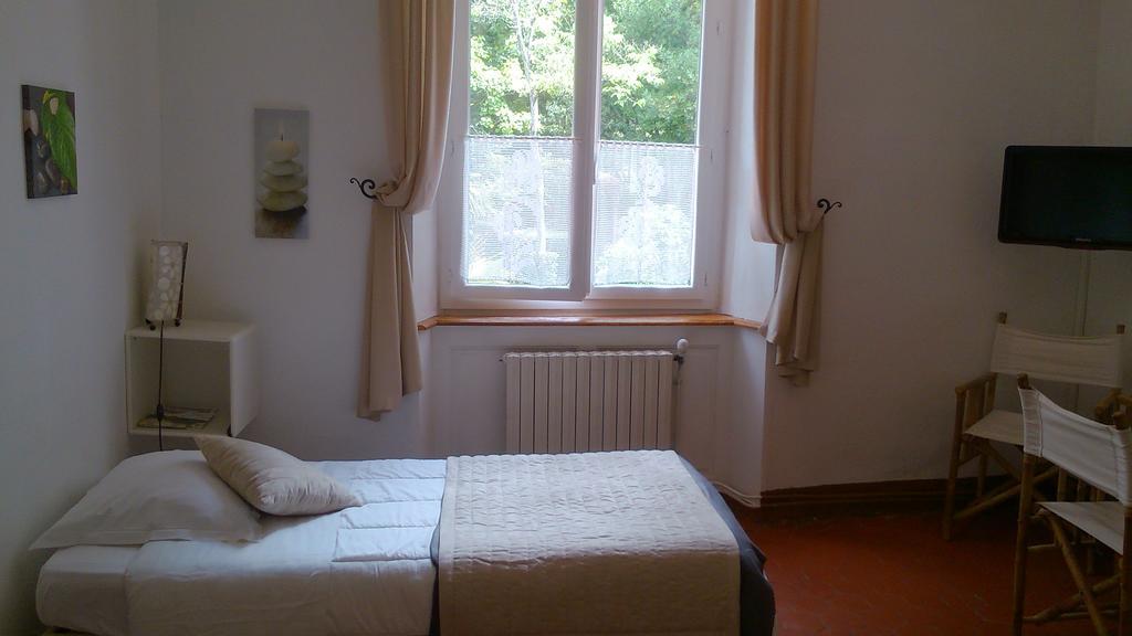 Auberge Cocagne Avèze Oda fotoğraf